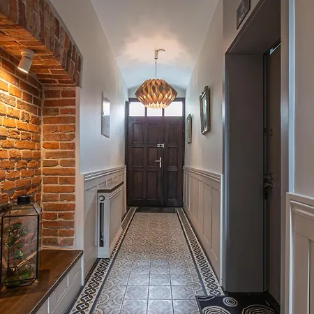 Staypolska Apartment *