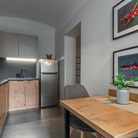 Staypolska Apartment *