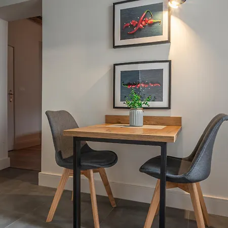 Staypolska Apartment *